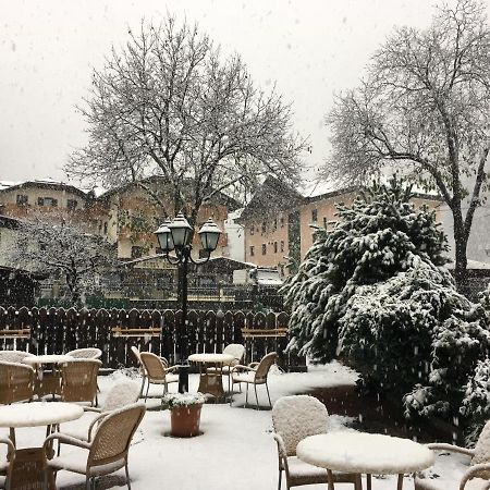 Albergo Garni Cavento Pinzolo Exterior photo