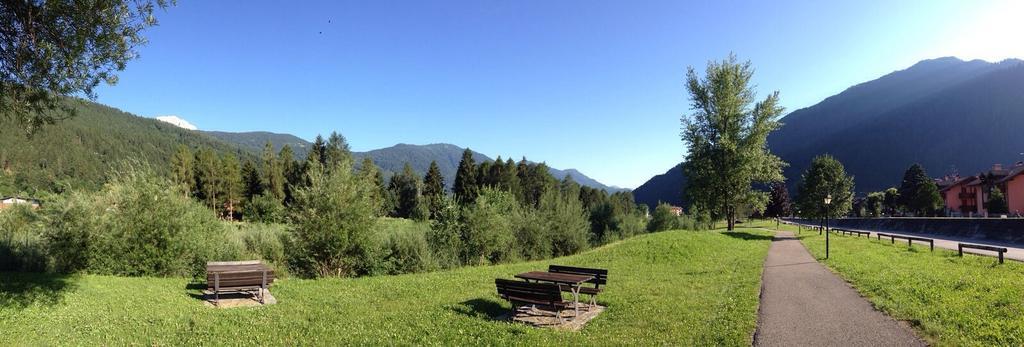 Albergo Garni Cavento Pinzolo Exterior photo