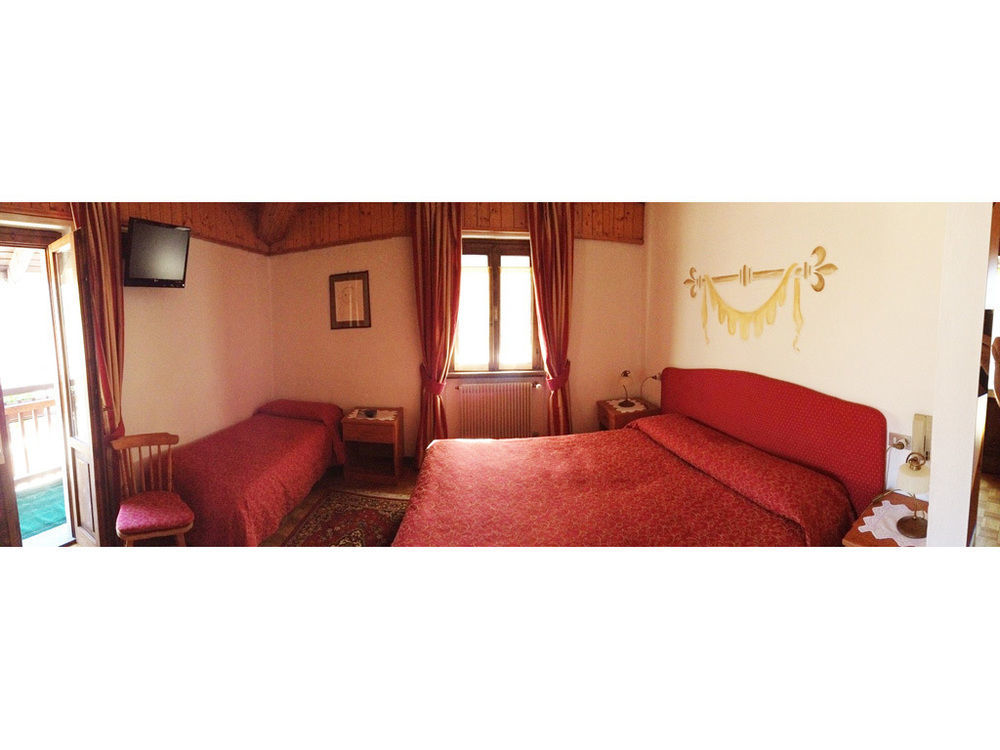 Albergo Garni Cavento Pinzolo Exterior photo